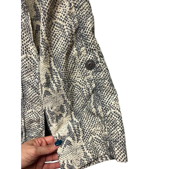 Anorak Brand Jacket Women's Python Snake Print XL Water Resistant Gray $154 MRSP - Picture 7 of 10
